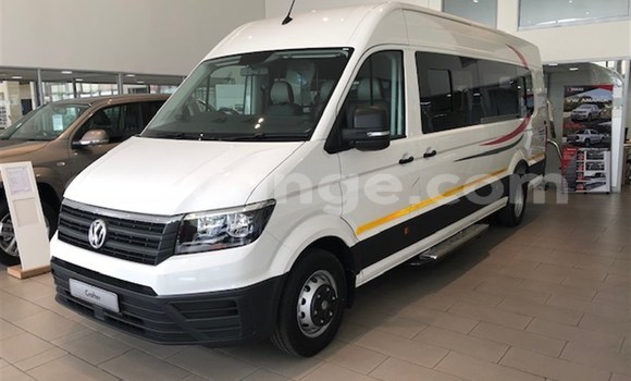 Buy Used Volkswagen Caravelle White Car in Gobabis in Omaheke Buy Used Volkswagen Caravelle White Car in Gobabis in Omaheke