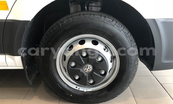 Buy Used Volkswagen Caravelle White Car in Gobabis in Omaheke Buy Used Volkswagen Caravelle White Car in Gobabis in Omaheke