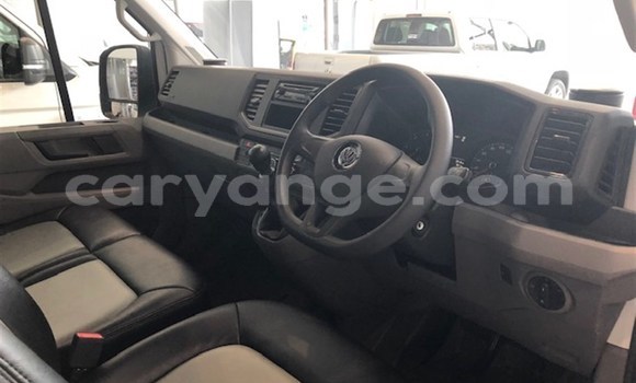 Buy Used Volkswagen Caravelle White Car in Gobabis in Omaheke Buy Used Volkswagen Caravelle White Car in Gobabis in Omaheke