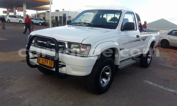 Acheter Occasion Voiture Toyota Pickup Blanc à Windhoek, Namibie Acheter Occasion Voiture Toyota Pickup Blanc à Windhoek, Namibie