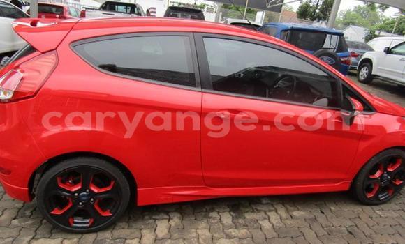 Acheter Occasion Voiture Ford Fiesta ST Rouge à Grootfontein, Namibie Acheter Occasion Voiture Ford Fiesta ST Rouge à Grootfontein, Namibie