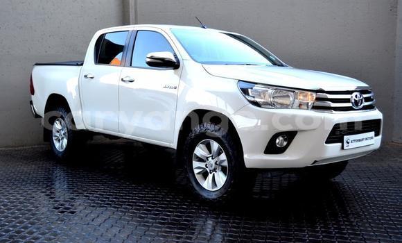 Acheter Occasion Voiture Toyota Hilux Blanc à Aranos, Hardap Acheter Occasion Voiture Toyota Hilux Blanc à Aranos, Hardap