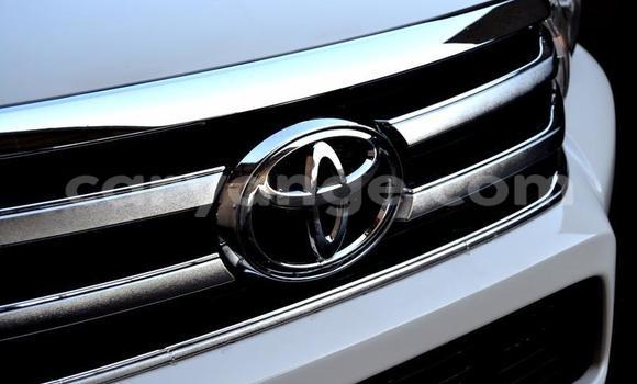 Acheter Occasion Voiture Toyota Hilux Blanc à Aranos, Hardap Acheter Occasion Voiture Toyota Hilux Blanc à Aranos, Hardap