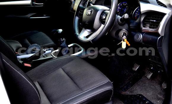 Acheter Occasion Voiture Toyota Hilux Blanc à Aranos, Hardap Acheter Occasion Voiture Toyota Hilux Blanc à Aranos, Hardap