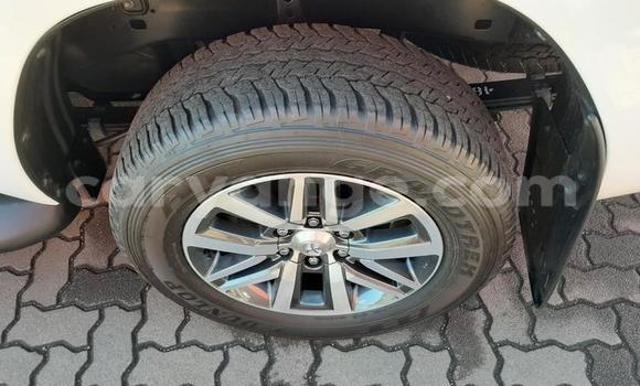 Buy Used Toyota Hilux White Car in Gobabis in Omaheke Buy Used Toyota Hilux White Car in Gobabis in Omaheke