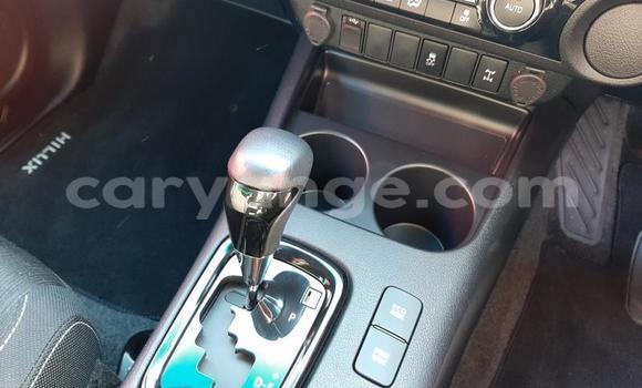 Buy Used Toyota Hilux White Car in Gobabis in Omaheke Buy Used Toyota Hilux White Car in Gobabis in Omaheke