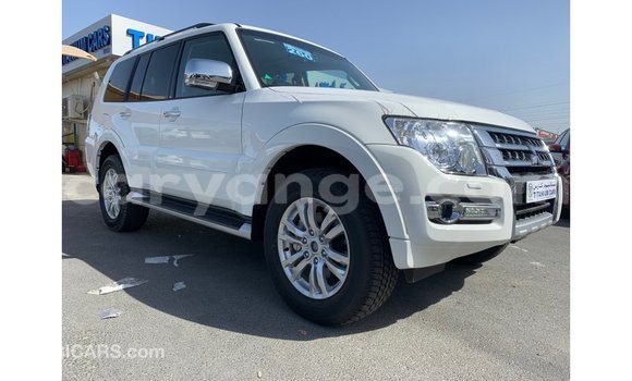 Buy Import Mitsubishi Pajero White Car in Import - Dubai in Namibia Buy Import Mitsubishi Pajero White Car in Import - Dubai in Namibia