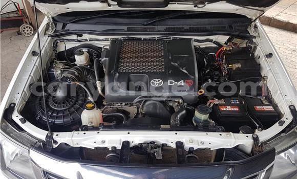 Buy Used Toyota Hilux White Car in Windhoek in Namibia Buy Used Toyota Hilux White Car in Windhoek in Namibia