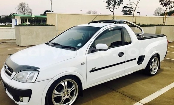 Buy Used Chevrolet Corsa White Car in Windhoek in Namibia Buy Used Chevrolet Corsa White Car in Windhoek in Namibia