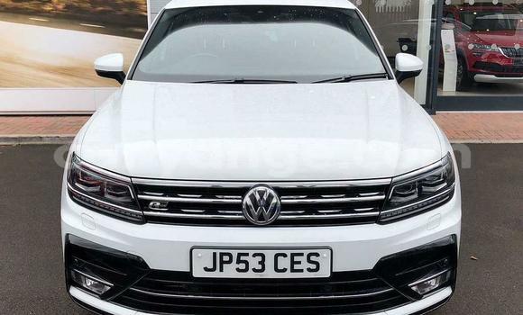 Buy Used Volkswagen Tiguan White Car in Windhoek in Namibia Buy Used Volkswagen Tiguan White Car in Windhoek in Namibia