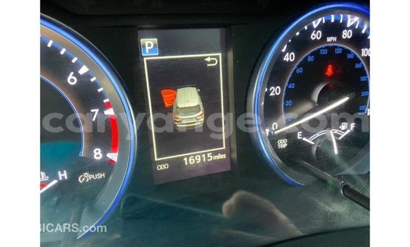 Acheter Import Voiture Toyota Highlander Noir à Import - Dubai, Namibie Acheter Import Voiture Toyota Highlander Noir à Import - Dubai, Namibie