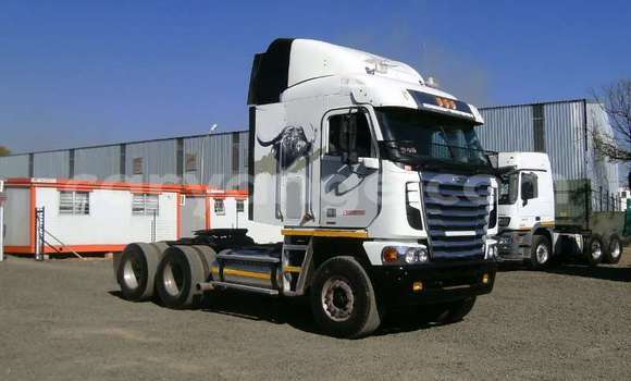 Buy Used Caterpillar 120 White Truck in Windhoek in Namibia