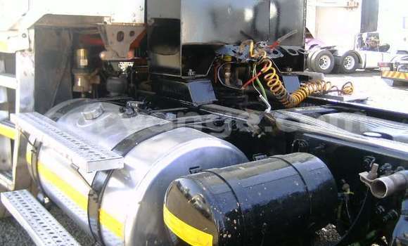 Buy Used Caterpillar 120 White Truck in Windhoek in Namibia Buy Used Caterpillar 120 White Truck in Windhoek in Namibia