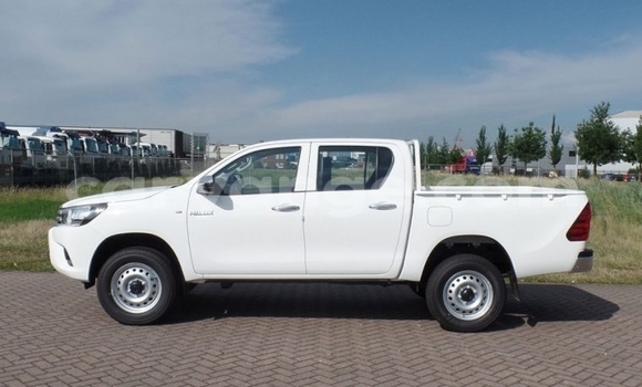 Buy Used Toyota Hilux White Car in Warmbad in Karas Buy Used Toyota Hilux White Car in Warmbad in Karas