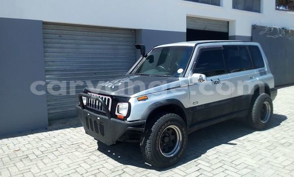 Buy Used Suzuki Vitara Silver Car in Windhoek in Namibia