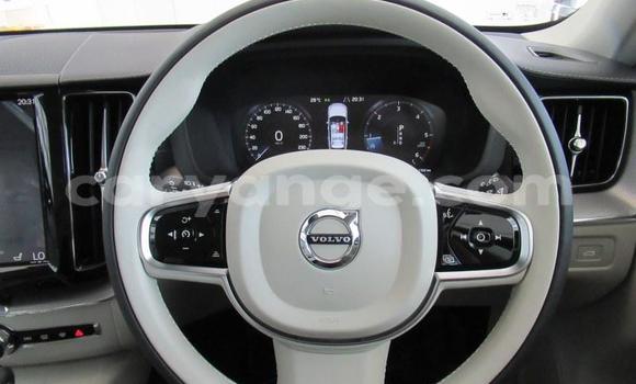 Acheter Occasion Voiture Volvo XC60 Noir à Windhoek, Namibie Acheter Occasion Voiture Volvo XC60 Noir à Windhoek, Namibie