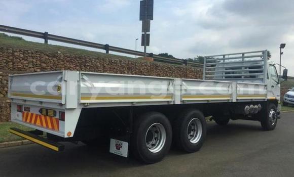 Buy Used Mitsubishi Van White Truck in Gobabis in Omaheke Buy Used Mitsubishi Van White Truck in Gobabis in Omaheke