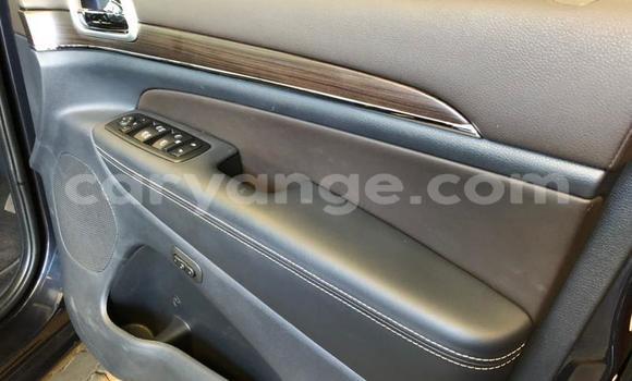 Acheter Occasion Voiture Jeep Grand Cherokee Rouge à Gobabis, Omaheke Acheter Occasion Voiture Jeep Grand Cherokee Rouge à Gobabis, Omaheke