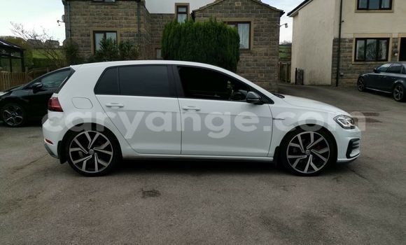 Buy Used Volkswagen Golf GTI White Car in Windhoek in Namibia Buy Used Volkswagen Golf GTI White Car in Windhoek in Namibia