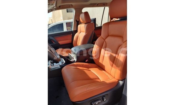 Buy Import Toyota Land Cruiser White Car in Import - Dubai in Namibia Buy Import Toyota Land Cruiser White Car in Import - Dubai in Namibia