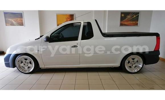 Buy Used Nissan NP 300 White Car in Rundu in Namibia Buy Used Nissan NP 300 White Car in Rundu in Namibia