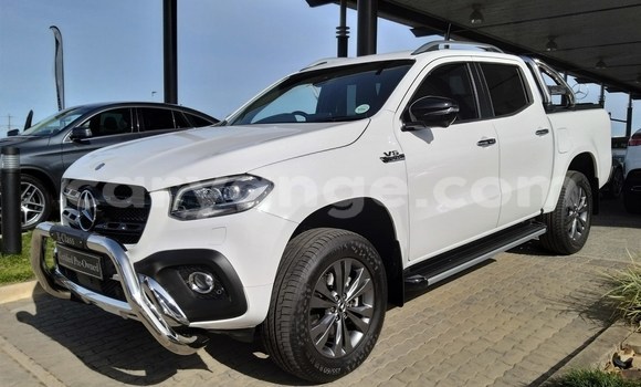 Acheter Occasion Voiture Mercedes-Benz S–Class Blanc à Karasburg, Karas Acheter Occasion Voiture Mercedes-Benz S–Class Blanc à Karasburg, Karas