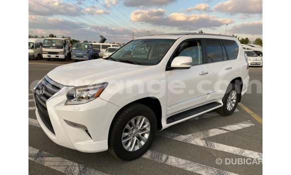 Acheter Import Voiture Lexus GX Blanc à Import - Dubai, Namibie Acheter Import Voiture Lexus GX Blanc à Import - Dubai, Namibie
