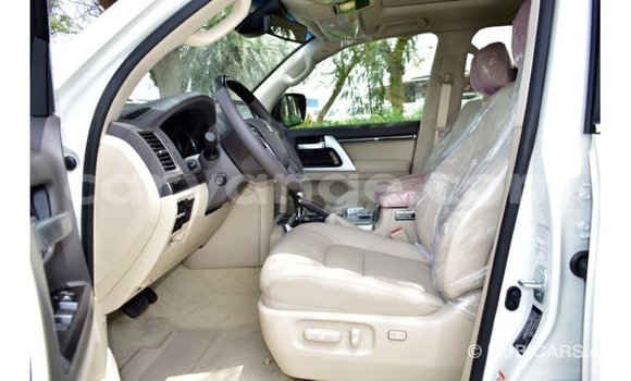 Buy Import Toyota Land Cruiser White Car in Import - Dubai in Namibia Buy Import Toyota Land Cruiser White Car in Import - Dubai in Namibia