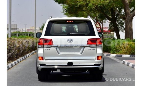Buy Import Toyota Land Cruiser White Car in Import - Dubai in Namibia Buy Import Toyota Land Cruiser White Car in Import - Dubai in Namibia
