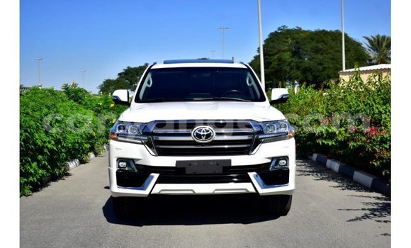 Buy Import Toyota Land Cruiser White Car in Import - Dubai in Namibia Buy Import Toyota Land Cruiser White Car in Import - Dubai in Namibia