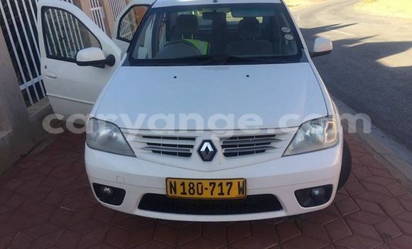 Acheter Occasion Voiture Renault Clio Blanc à Windhoek, Namibie