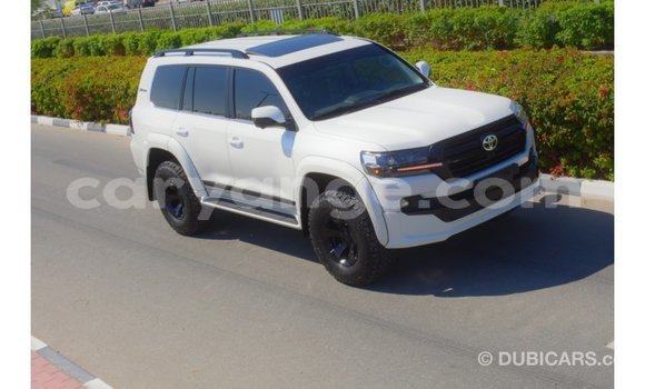 Buy Import Toyota Land Cruiser White Car in Import - Dubai in Namibia Buy Import Toyota Land Cruiser White Car in Import - Dubai in Namibia