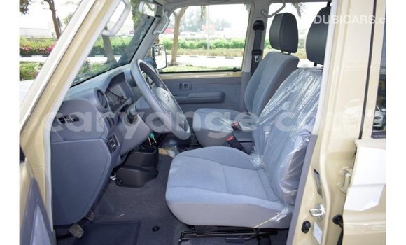 Buy Import Toyota Land Cruiser Beige Car in Import - Dubai in Namibia Buy Import Toyota Land Cruiser Beige Car in Import - Dubai in Namibia