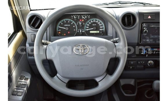 Buy Import Toyota Land Cruiser Beige Car in Import - Dubai in Namibia Buy Import Toyota Land Cruiser Beige Car in Import - Dubai in Namibia