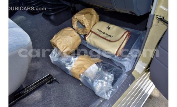 Buy Import Toyota Land Cruiser Beige Car in Import - Dubai in Namibia Buy Import Toyota Land Cruiser Beige Car in Import - Dubai in Namibia