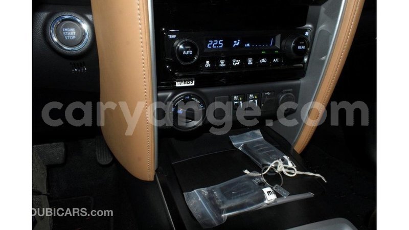 Big with watermark toyota fortuner namibia import dubai 10472
