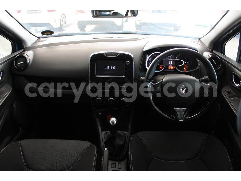 Big with watermark renault clio namibia windhoek 10488