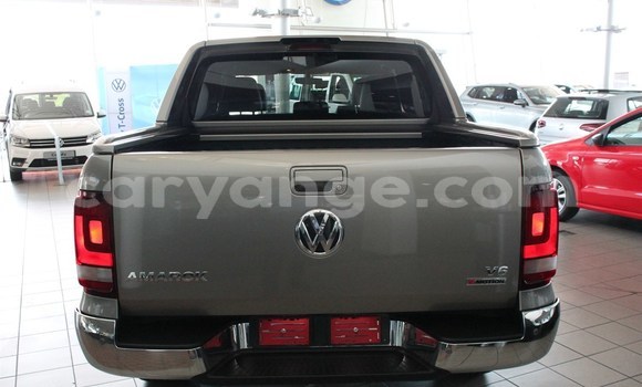 Buy Used Volkswagen Amarok Silver Car in Grootfontein in Namibia Buy Used Volkswagen Amarok Silver Car in Grootfontein in Namibia