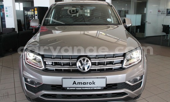 Buy Used Volkswagen Amarok Silver Car in Grootfontein in Namibia Buy Used Volkswagen Amarok Silver Car in Grootfontein in Namibia