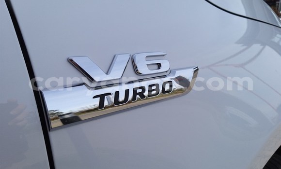 Buy Used Volkswagen Amarok Silver Car in Grootfontein in Namibia Buy Used Volkswagen Amarok Silver Car in Grootfontein in Namibia