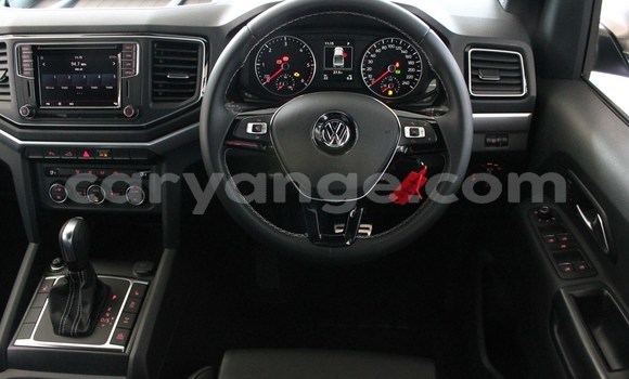 Buy Used Volkswagen Amarok Silver Car in Grootfontein in Namibia Buy Used Volkswagen Amarok Silver Car in Grootfontein in Namibia