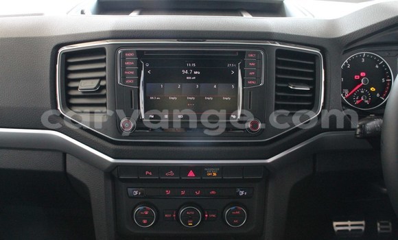 Buy Used Volkswagen Amarok Silver Car in Grootfontein in Namibia Buy Used Volkswagen Amarok Silver Car in Grootfontein in Namibia
