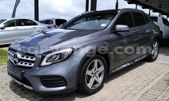 Acheter Occasion Voiture Mercedes-Benz GLA-klasse AMG Gris à Gobabis, Omaheke Acheter Occasion Voiture Mercedes-Benz GLA-klasse AMG Gris à Gobabis, Omaheke