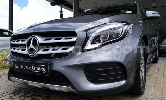 Acheter Occasion Voiture Mercedes-Benz GLA-klasse AMG Gris à Gobabis, Omaheke Acheter Occasion Voiture Mercedes-Benz GLA-klasse AMG Gris à Gobabis, Omaheke