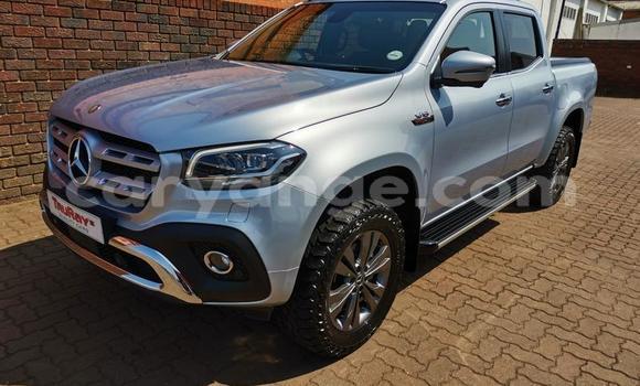 Buy Used Mercedes-Benz 190–Series Silver Car in Windhoek in Namibia Buy Used Mercedes-Benz 190–Series Silver Car in Windhoek in Namibia