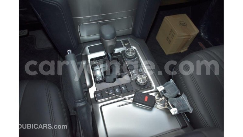 Big with watermark toyota land cruiser namibia import dubai 10499