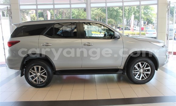 Buy Used Volkswagen Transporter White Car in Karasburg in Karas Buy Used Volkswagen Transporter White Car in Karasburg in Karas