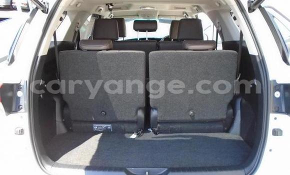 Buy Used Volkswagen Transporter White Car in Karasburg in Karas Buy Used Volkswagen Transporter White Car in Karasburg in Karas