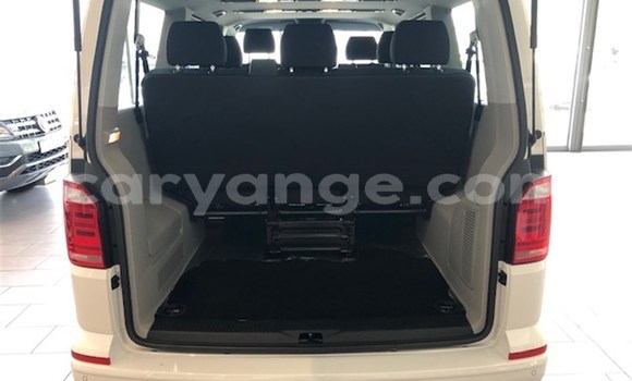Buy Used Volkswagen Transporter White Car in Karasburg in Karas Buy Used Volkswagen Transporter White Car in Karasburg in Karas