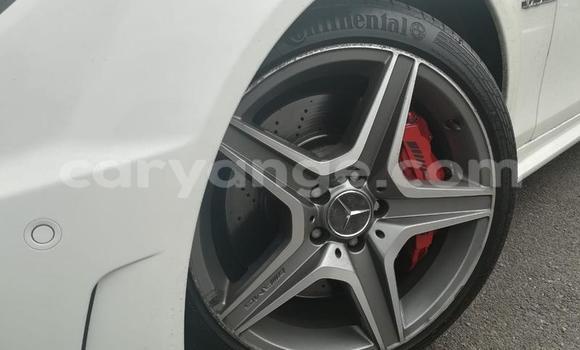 Buy Used Mercedes-Benz C–Class White Car in Walvis Bay in Namibia Buy Used Mercedes-Benz C–Class White Car in Walvis Bay in Namibia